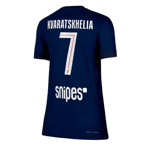 Paris Saint-Germain Khvicha Kvaratskhelia #7 Replika Hjemmebanetrøje Dame 2025-26 Kortærmet Paris Saint-Germain Khvicha Kvaratskhelia #7 Replika Hjemmebanetrøje Dame 2025-26 Kortærmet